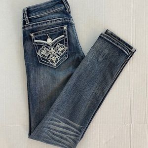 ZCO Jeans women size 5 embellished pockets